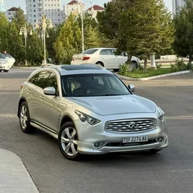 Infiniti FX 2012
