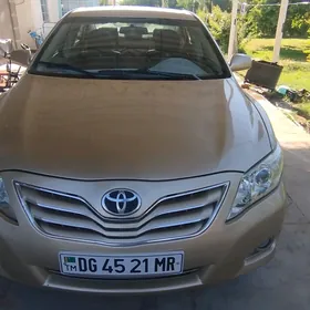 Toyota Camry 2011