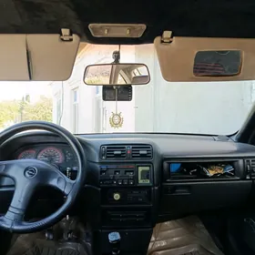 Opel Vectra 1993