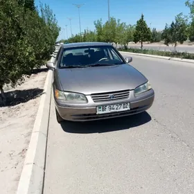 Toyota Camry 1999
