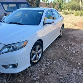 Toyota Camry 2010