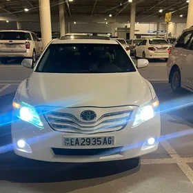 Toyota Camry 2010