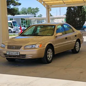 Toyota Camry 1998