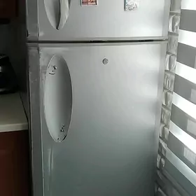 холодильник LG