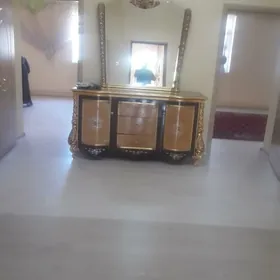 jaý