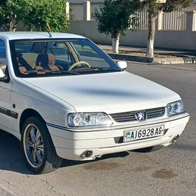 Peugeot 405 2014