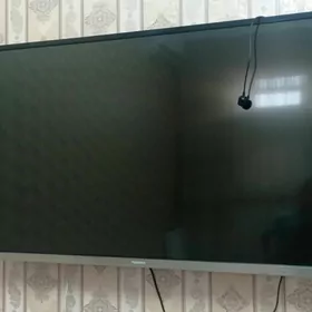 Televizor TOSHIBO 43 LED TV