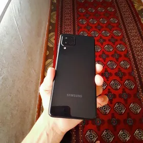 Samsung a 22 4gb 128gb