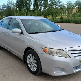 Toyota Camry 2010