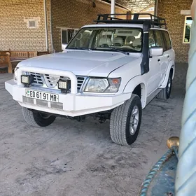 Nissan Patrol 2000
