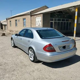Mercedes-Benz E320 2002