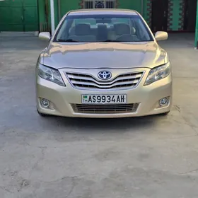 Toyota Camry 2010