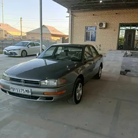 Toyota Camry 1992