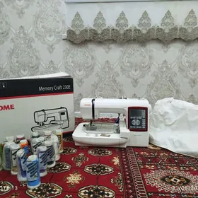 JANOME 230 E 