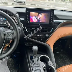 Toyota Camry 2024