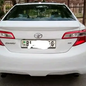 Toyota Camry 2013