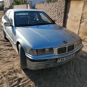 BMW 320 1992