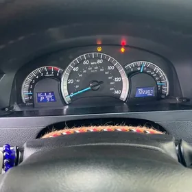 Toyota Camry 2013