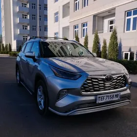Toyota Highlander 2020