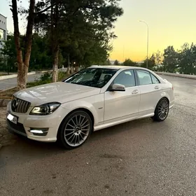Mercedes-Benz C-Class 2012