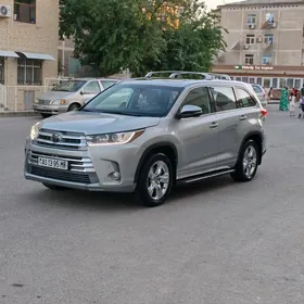 Toyota Highlander 2018
