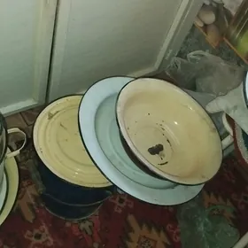 посуда разная чашки кастрюли