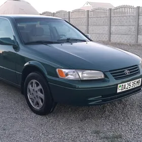 Toyota Camry 1999