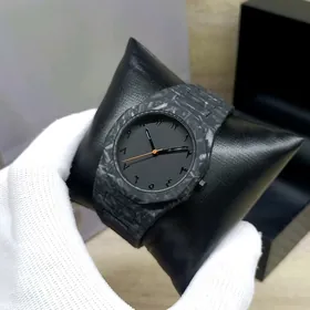 Carbon karbon sagat часы