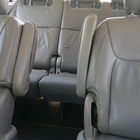 Toyota Sienna 2004