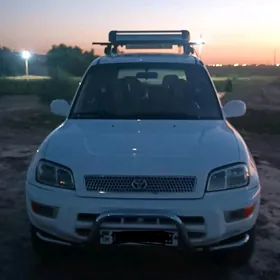 Toyota RAV4 1997