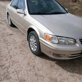 Toyota Camry 2001