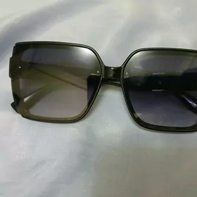 acki gucci