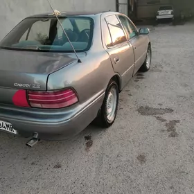 Toyota Camry 1993