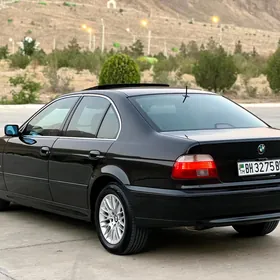 BMW E39 2002