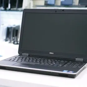 noutbuk core i7