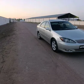 Toyota Camry 2004