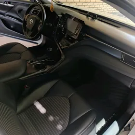 Toyota Camry 2022