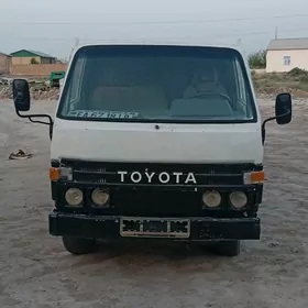 Toyota Dyna 1995