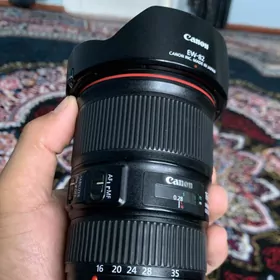 Canon 16-35mm f4/0