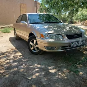 Toyota Camry 2000