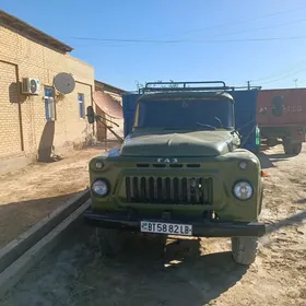 Gaz 52 1983