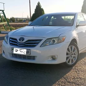 Toyota Camry 2010
