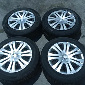 16 karolla.