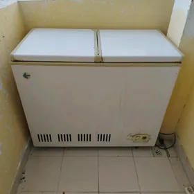Морозильник