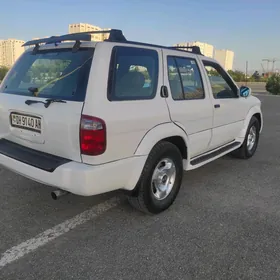Infiniti QX4 2001