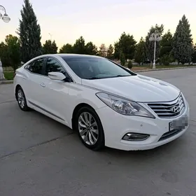 Hyundai Azera 2011
