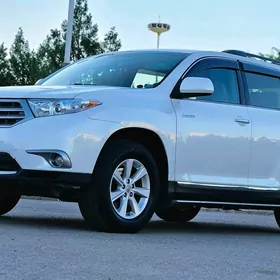 Toyota Highlander 2011