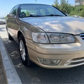 Toyota Camry 1999