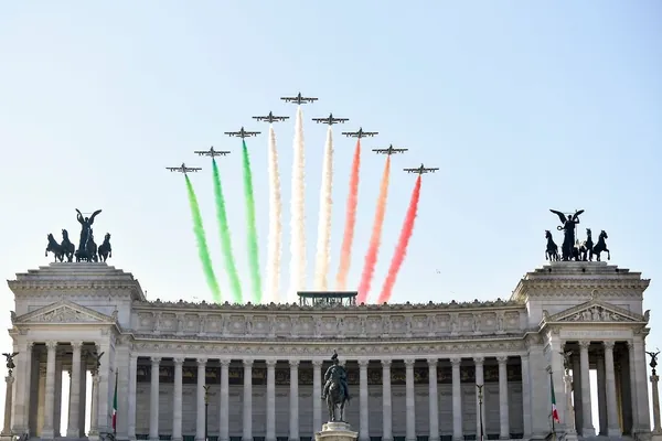 Türkmenistanyň Prezidenti Italiýanyň halkyny Respublika güni bilen gutlady
