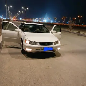 Toyota Camry 2000